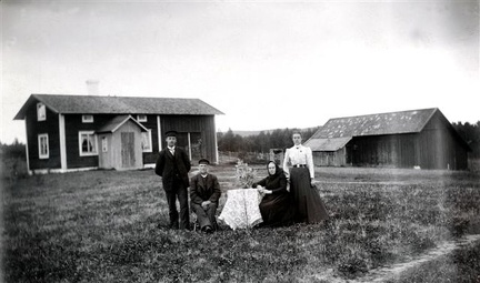 Huset där Arnold Johnsson växte upp, nuvarande Oxbrovägen 37, foto från tidigt 1900-tal